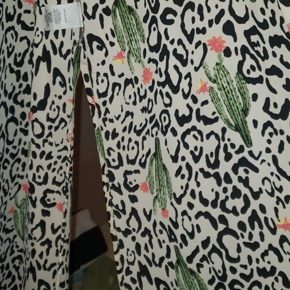 BERRY AND CREAM FULL LENGTH DUSTER SIZE L - Picture 6 of 7